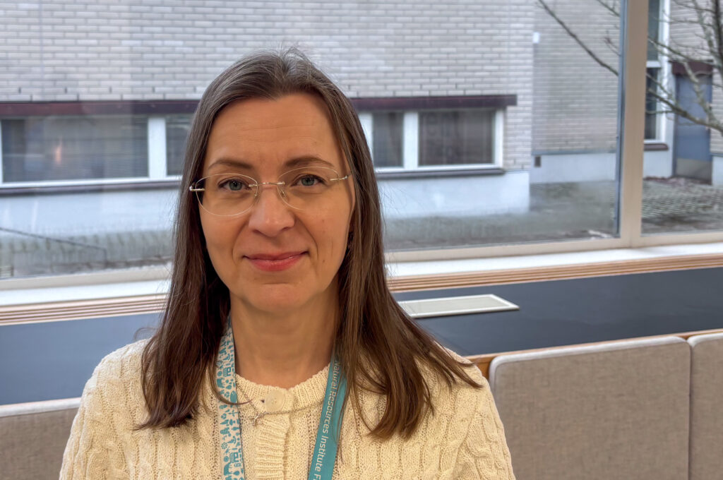 Kuva Luonnonvarakeskuksen tutkimusprofessori Eeva Vainiosta